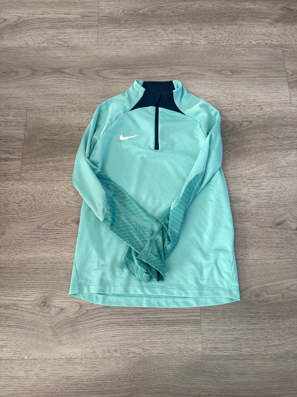 Nike peysa