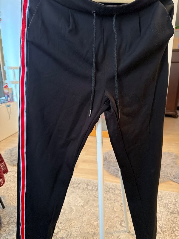 sports pants