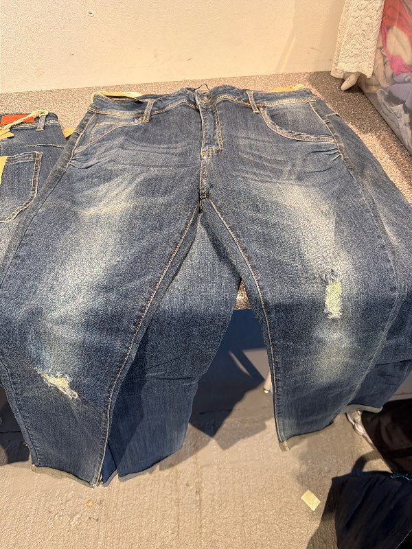 Nýjar buxur xl rifnar