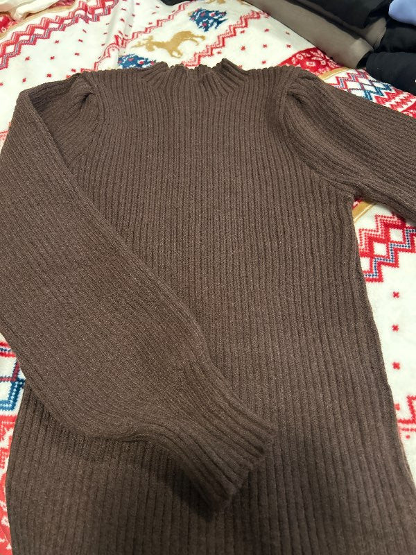 Nýr og ónotaður prjónakjóll