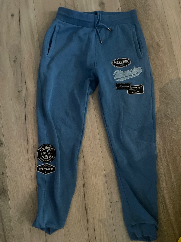 Mercier buxur bláar