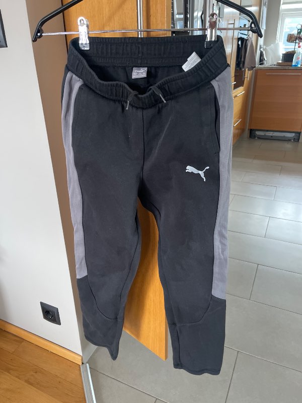 Puma svartar buxur