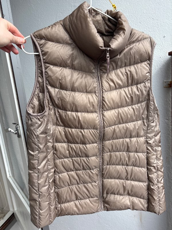 Uniqlo vesti