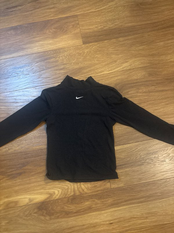 Svört nike langermabolur
