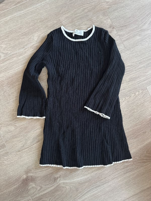 H&m svartur og hvitur kjoll