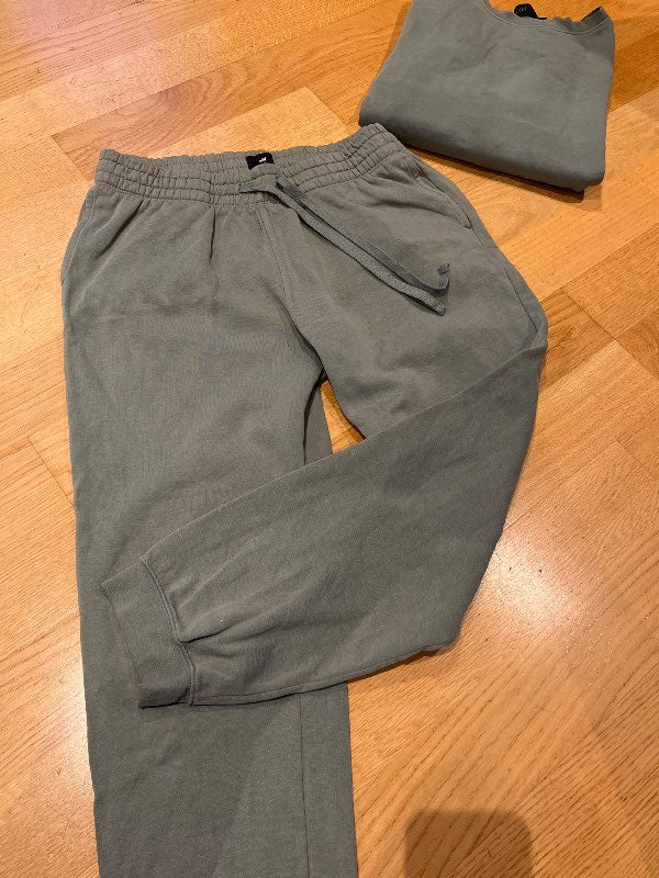 H&M buxur grænar