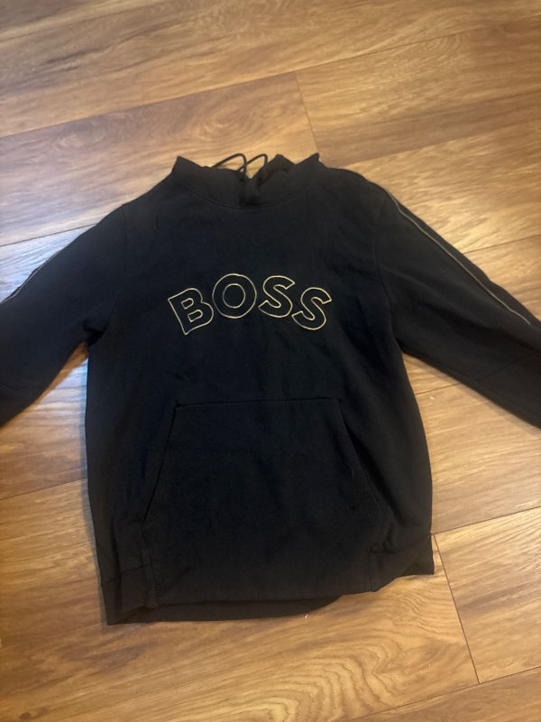 Boss svört hettupeysa