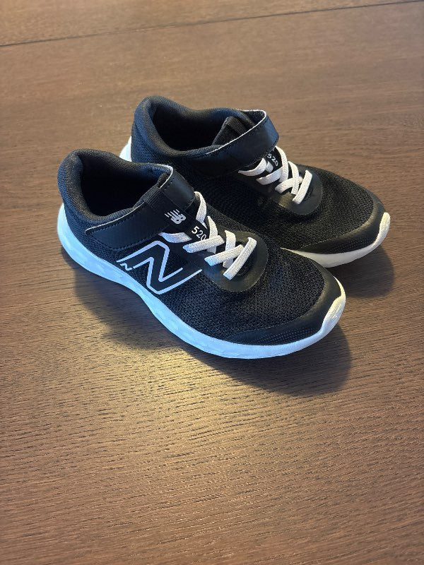 New balance skór