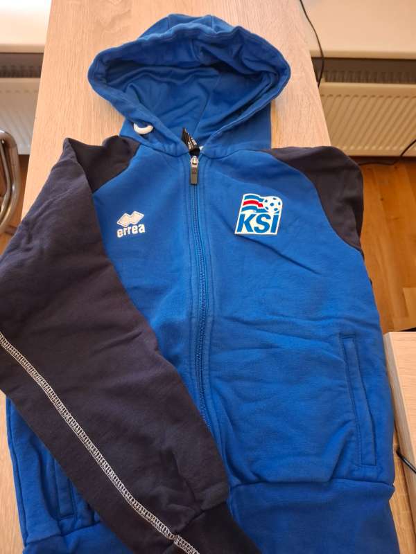 KSÍ peysa