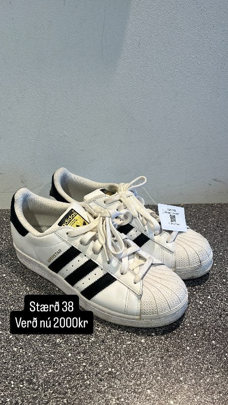 Adidas superstar*
