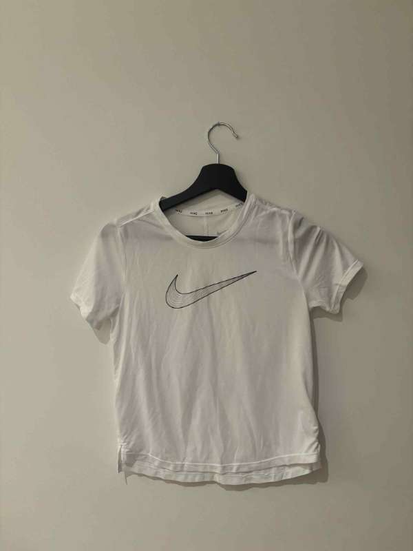 Nike bolur