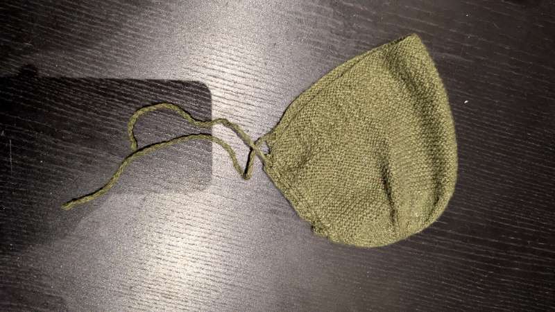 Græn heimaprjónuð huga