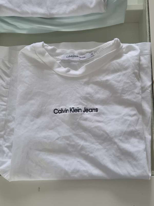 Calvin Klein xs