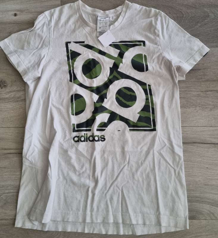 Adidas bolur