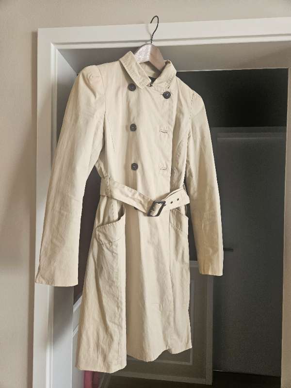 Beige kápa