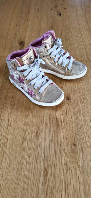 Skechers gullskór