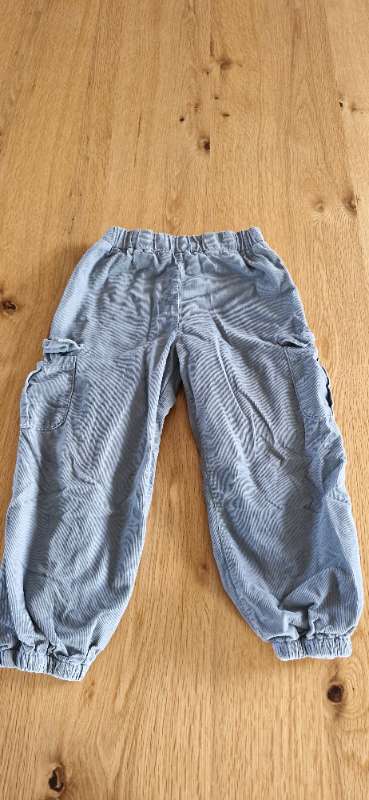 Grænar joggingbuxur