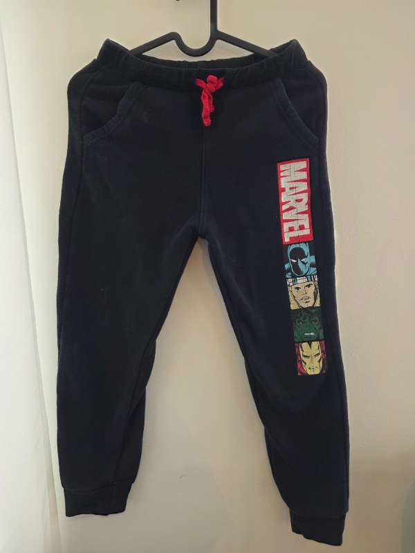 Marvel buxur jogging svartar