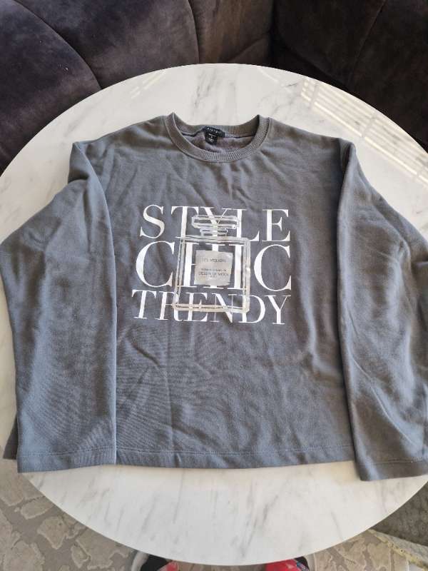 Blouse grey