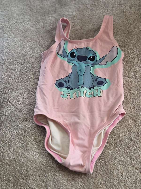 Stitch sundbolur