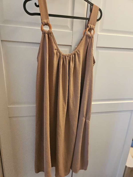 Beige sumarkjóll