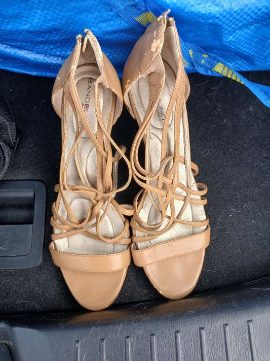 Sandalar