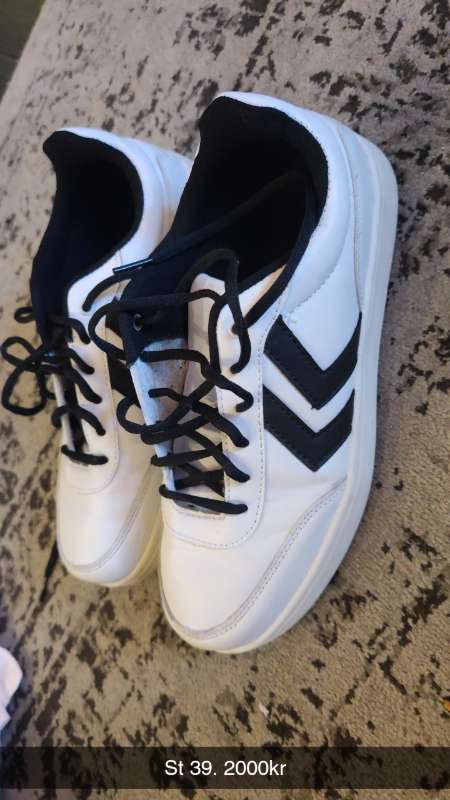 Hummel hvítir skór