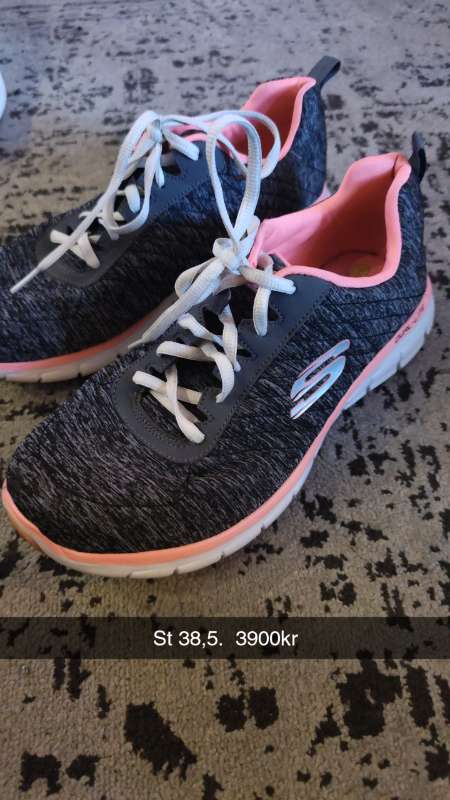 Skechers bleik/gráir