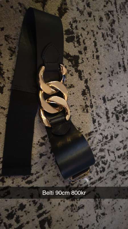 Belti svart