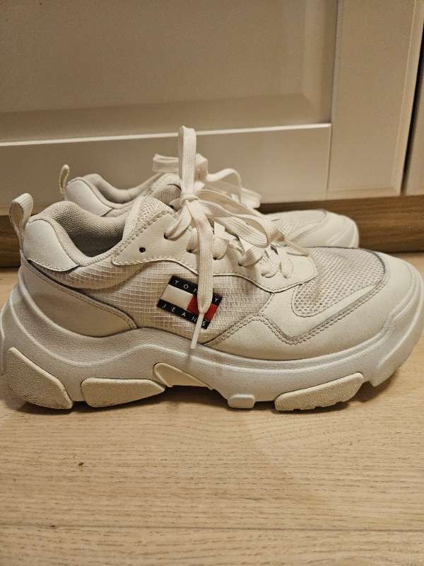 Tommy Hilfiger hvítir skór
