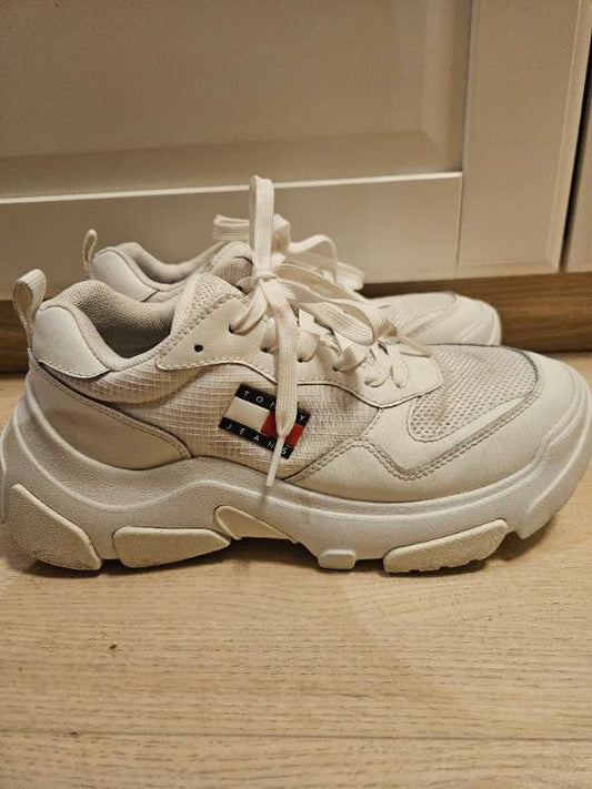 Tommy Hilfiger hvítir skór