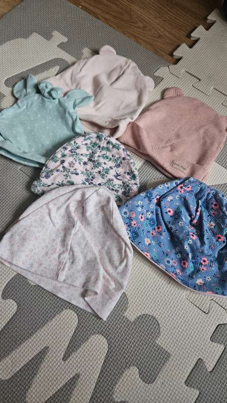6 hats