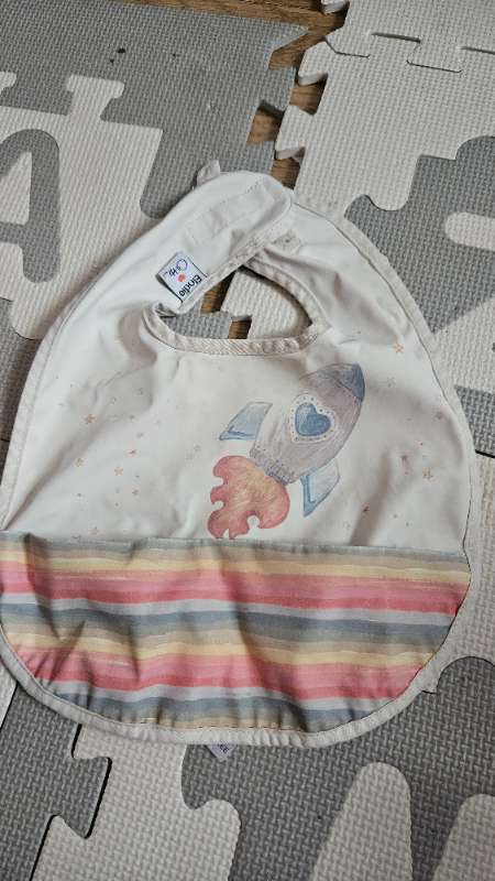 Rainbow bib