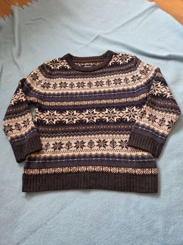 Sweater nordic pattern 5-6yo