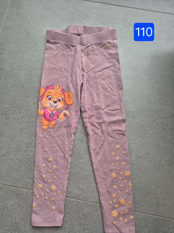 Fjólubláar leggings með Skye