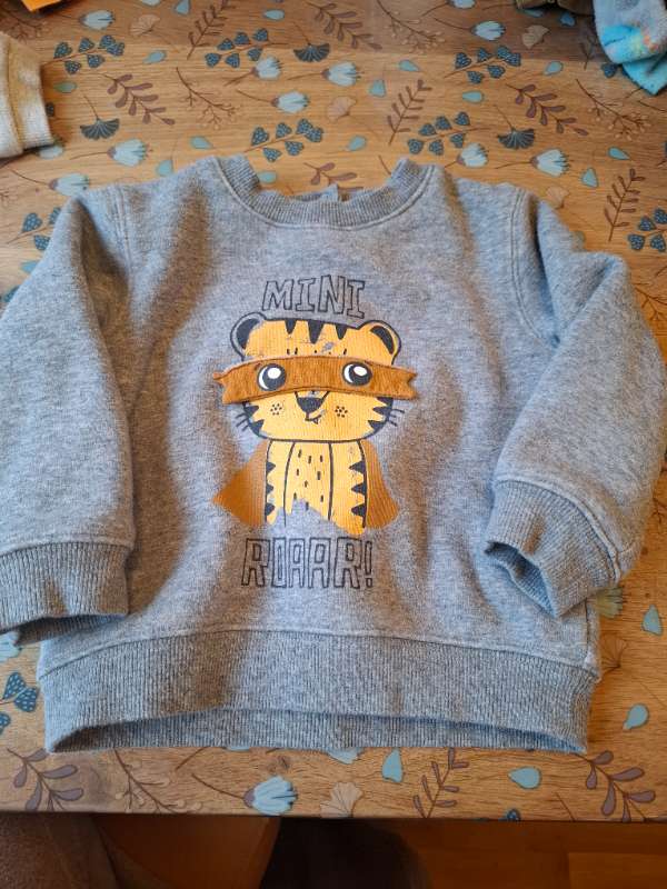 Sweater