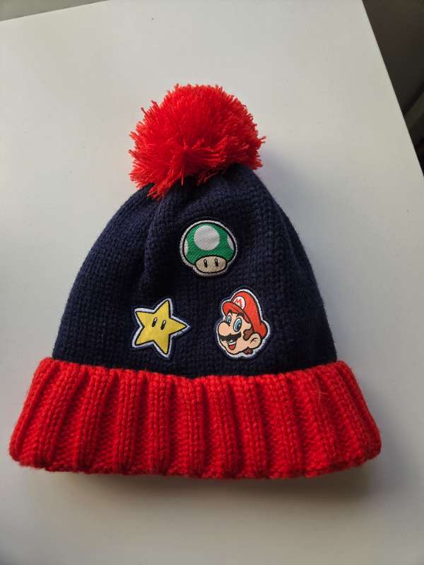 Húfa supermario
