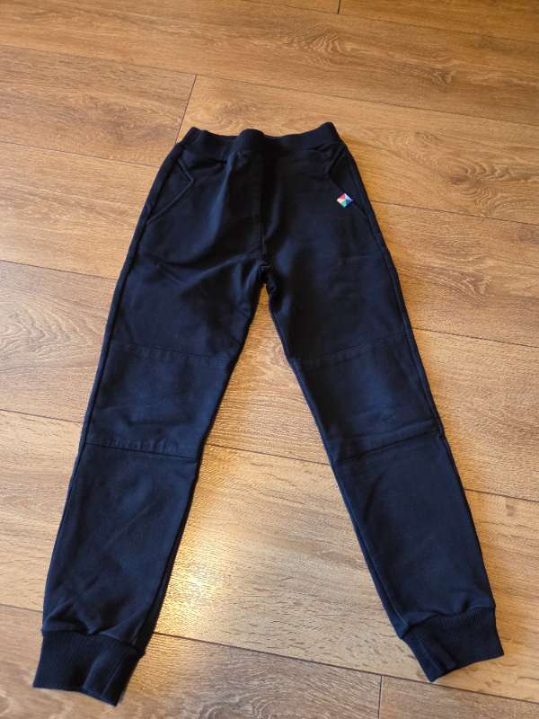 Buxur svart 116-122
