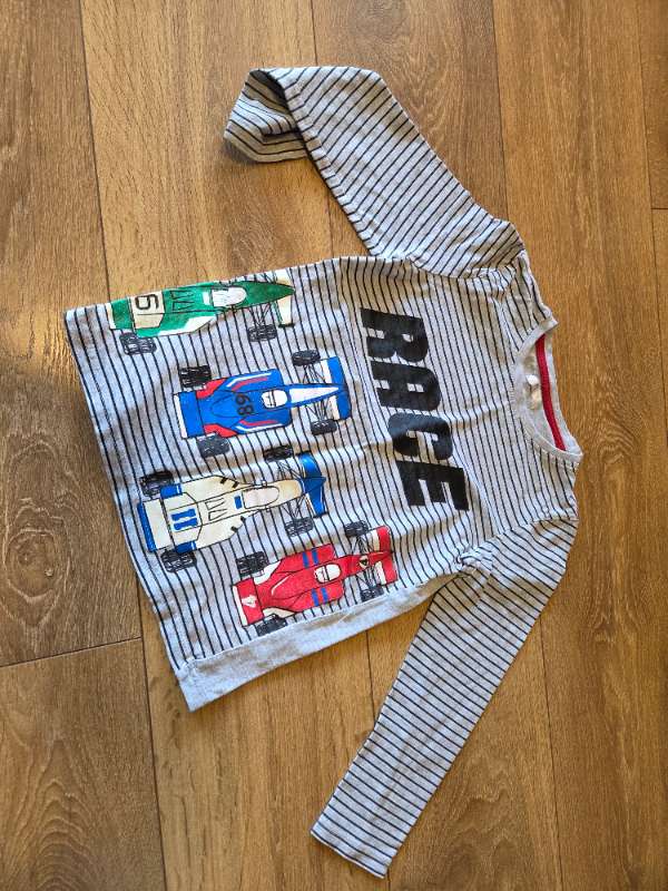 Longsleeve race