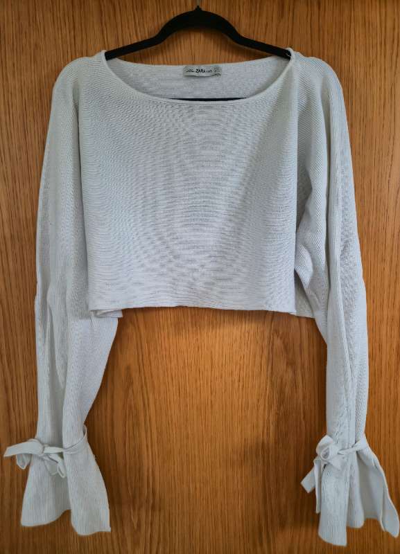 Short sweater Zara