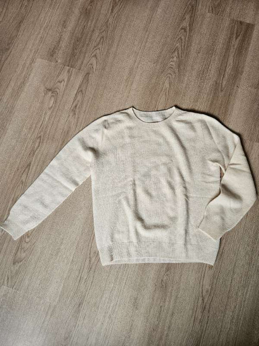 Wool beige sweater M