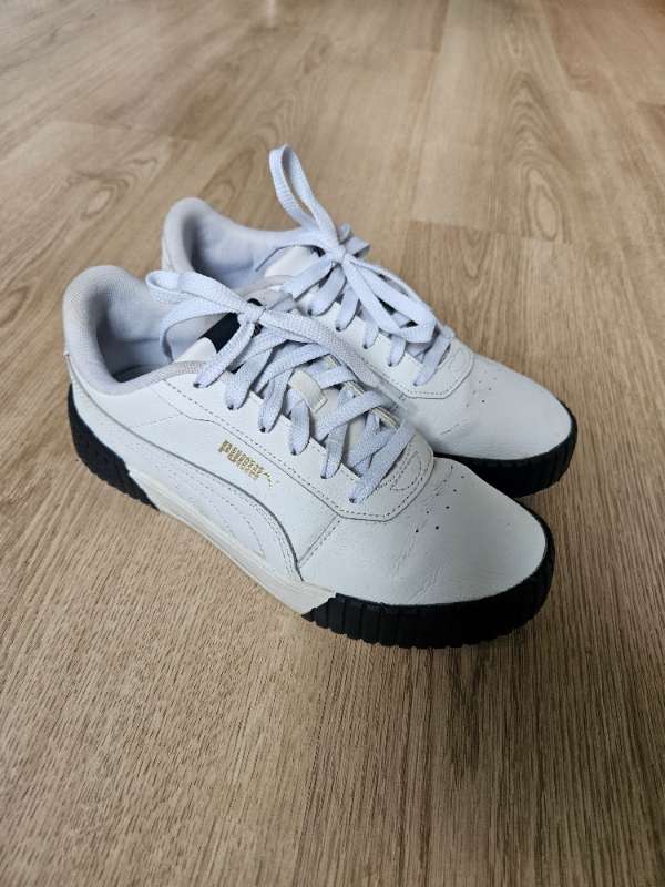 PUMA sneakers 38.5