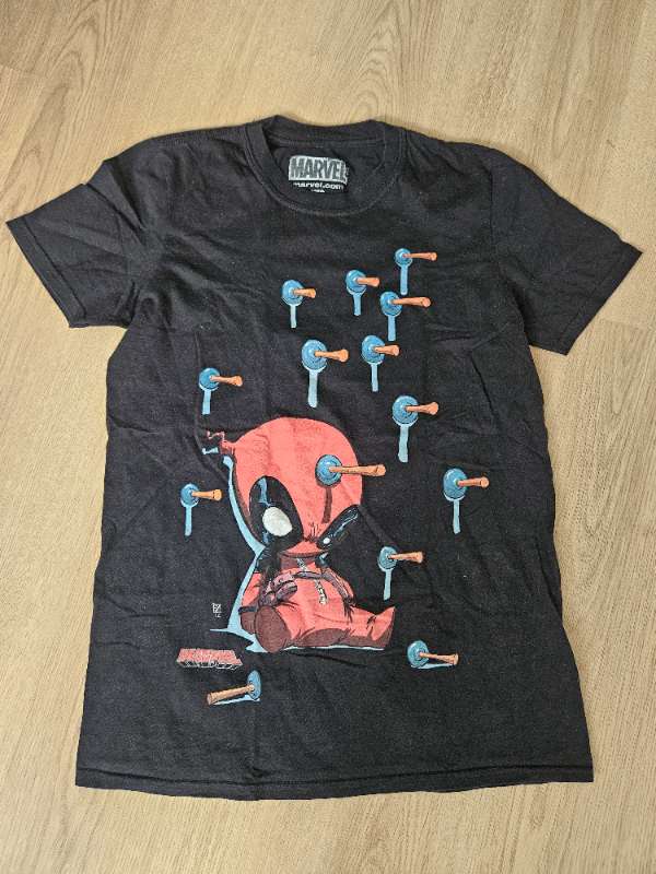 Deadpool black tee S