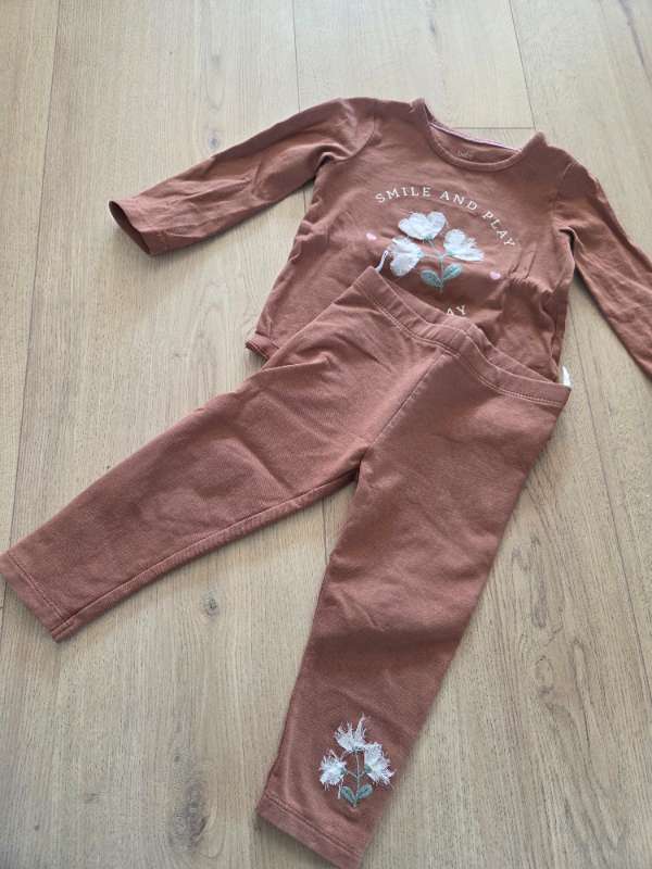 C&A Sett Brúnt