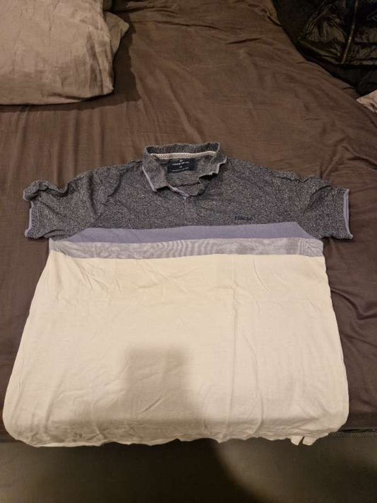 House t shirt