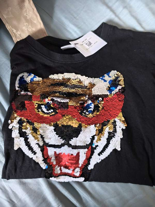 Lindex síðerma bolur Tiger