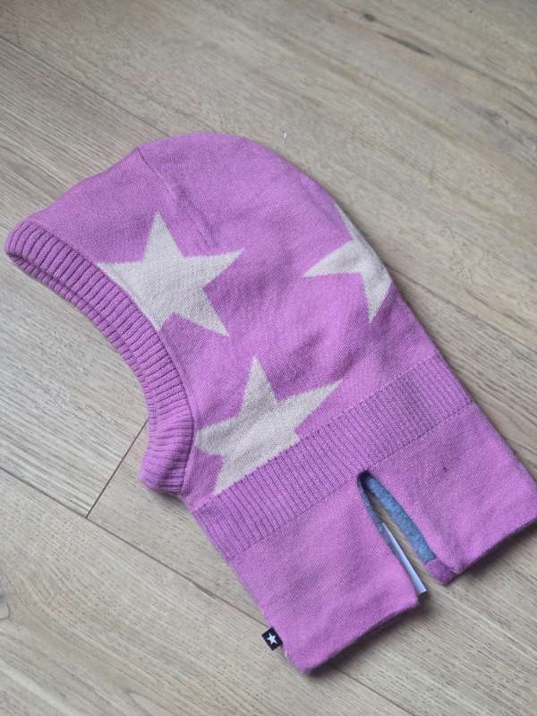 Molo Lambhúshetta Bleik