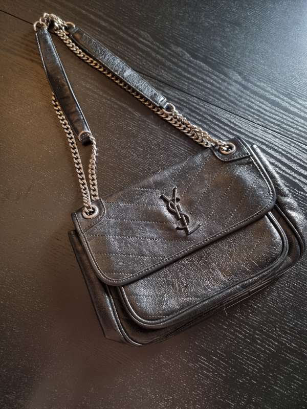 YSL Taska