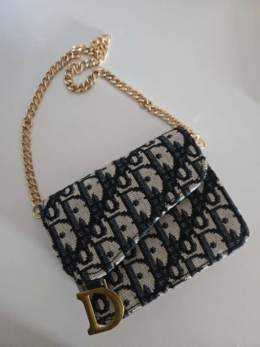 Dior wallet ekki ekta