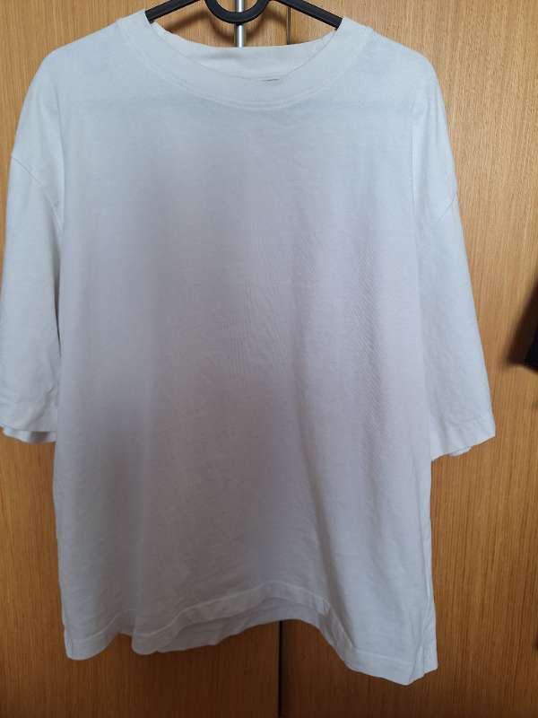 Bershka T-shirt (Male) 100% cotton
